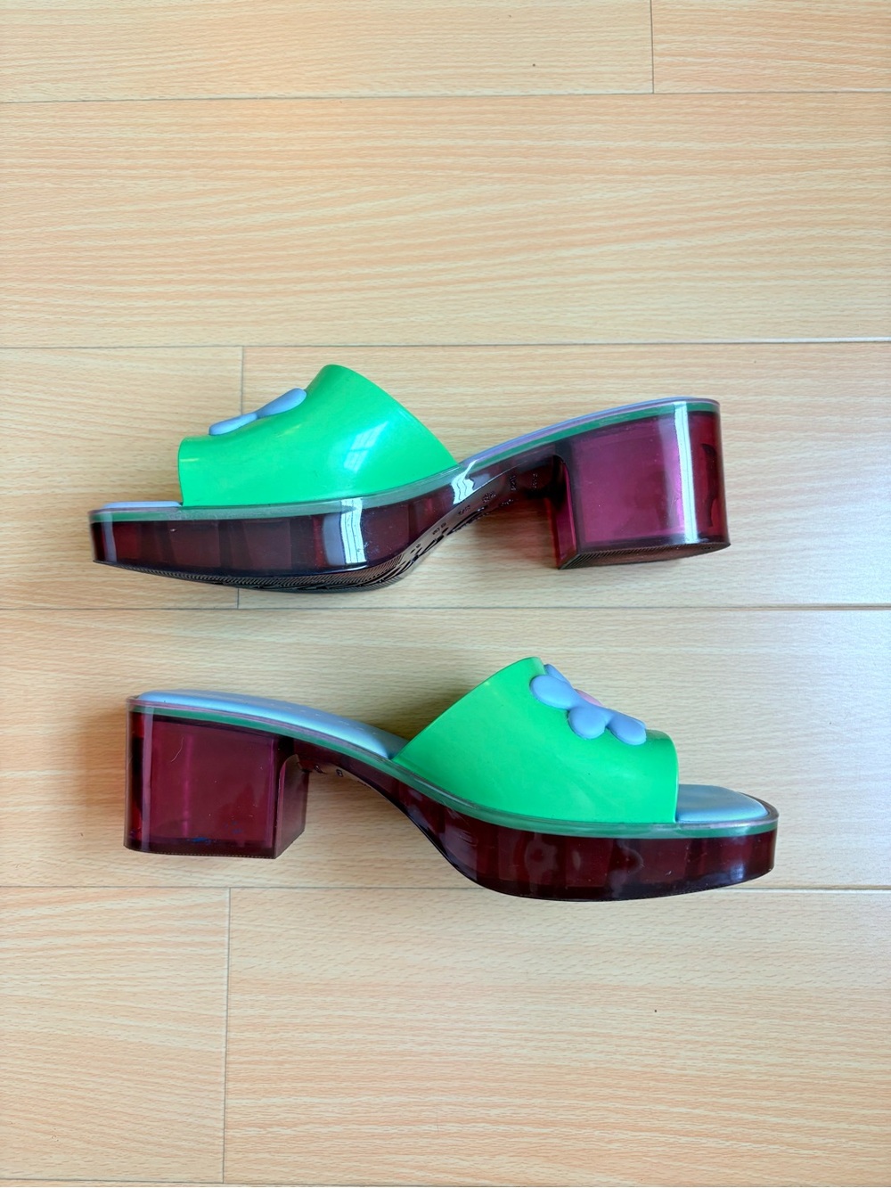 Melissa x Lazy Oaf flower jelly sandals size 9 - Picture 3 of 6